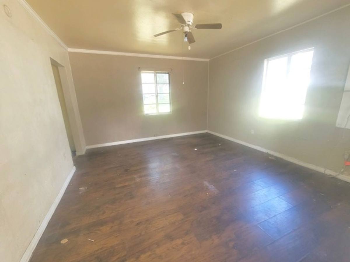 Apartment for rent at 1414 N Lakeview Ave, Leesburg, FL 34748