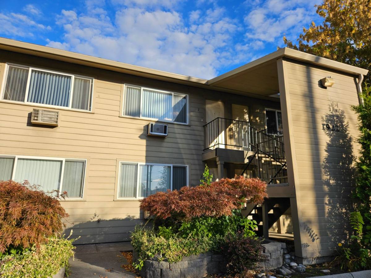 Apartment for rent at 1922 George Washington Way, Richland, WA 99352