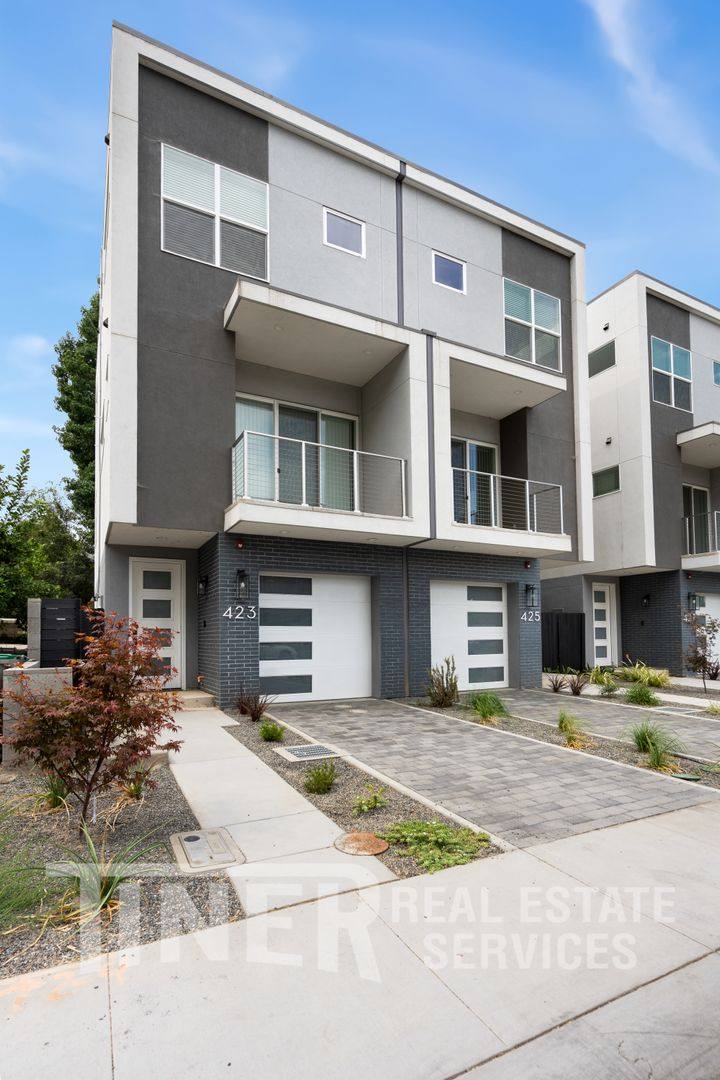 House for rent at 423 G St, West Sacramento, CA 95605