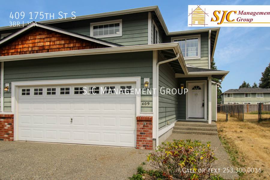 Townhouse for rent at 409 175th St S, Spanaway, WA 98387