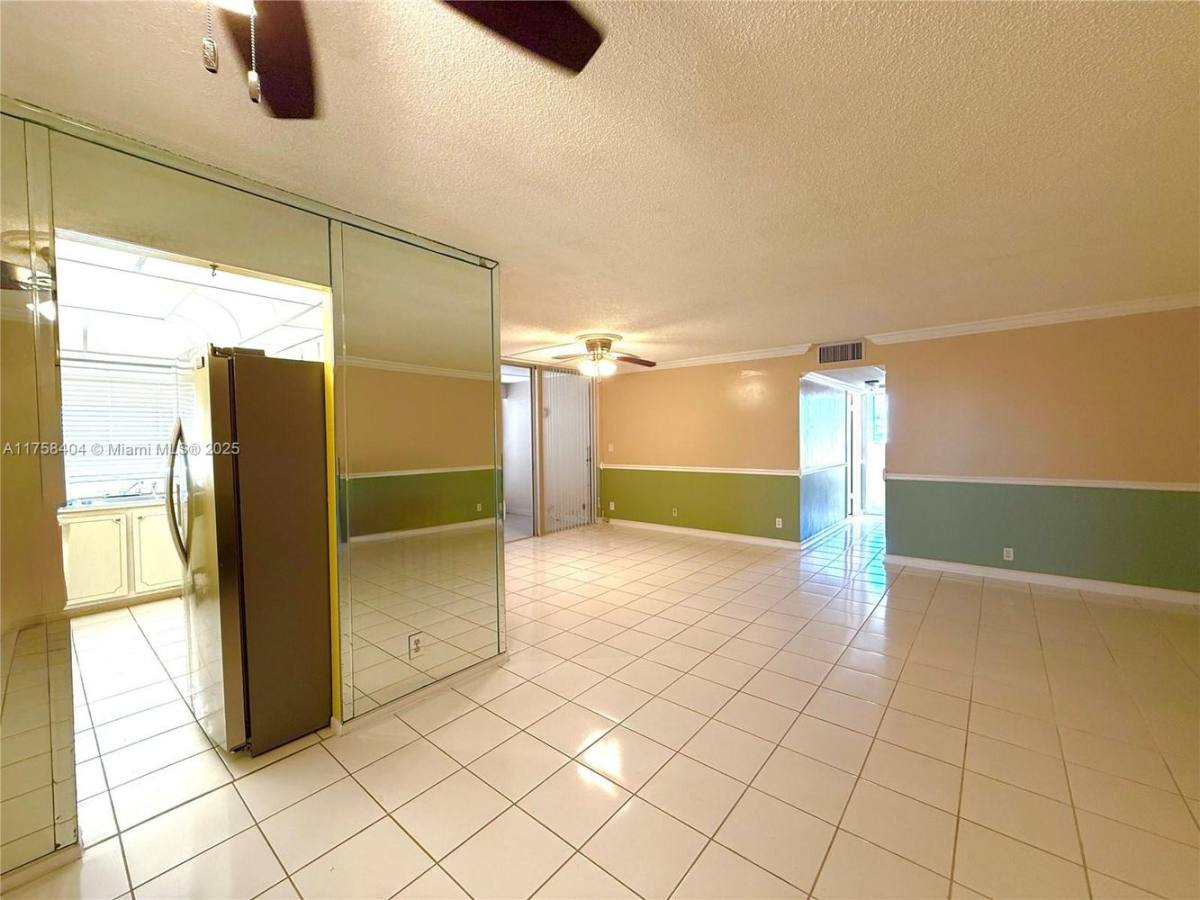 Condo for rent at 920 NE 199th St #4J-4J, Miami, FL 33179