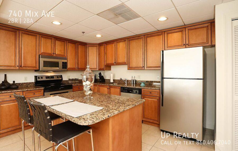 Apartment for rent at 740 Mix Ave, Hamden, CT 06514