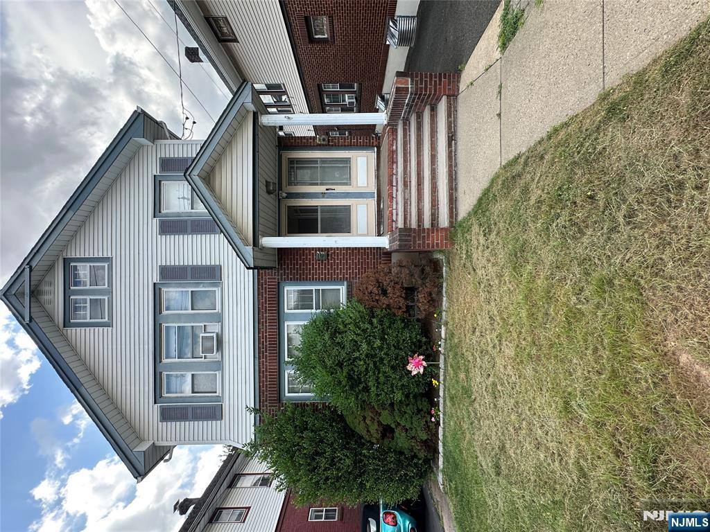 Apartment for rent at 15-44 Parmelee Ave #1-1, Clifton, NJ 07013