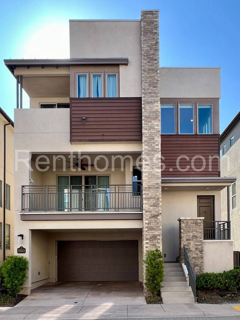 House for rent at 15113 Lincoln Loop, San Diego, CA 92127