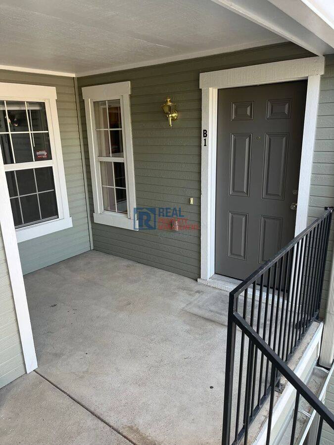 Condo for rent at 6776 S Ivy St #B1, Englewood, CO 80112