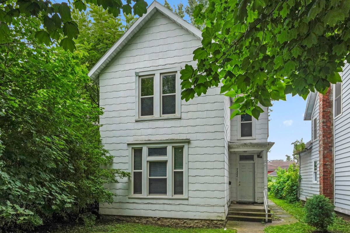House for rent at 1322 Stophlet St, Fort Wayne, IN 46802