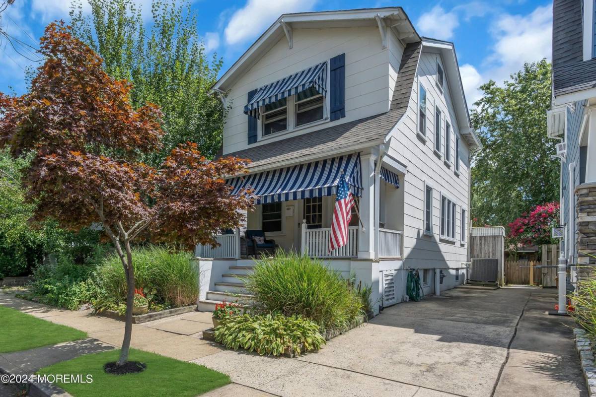 Apartment for rent at 704 E St #704, Allenhurst, NJ 07711