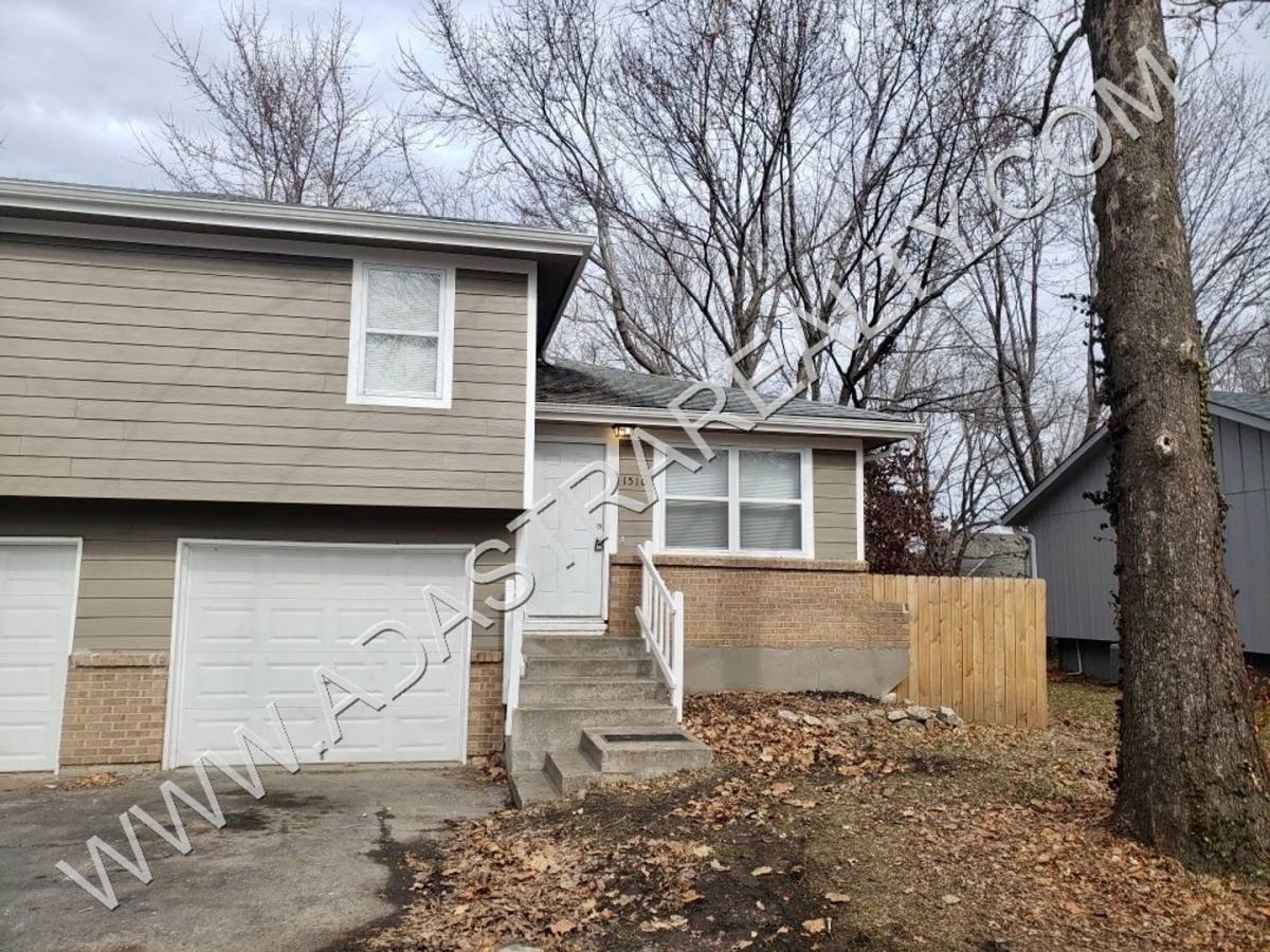 House for rent at 1510 E Elizabeth St, Olathe, KS 66061