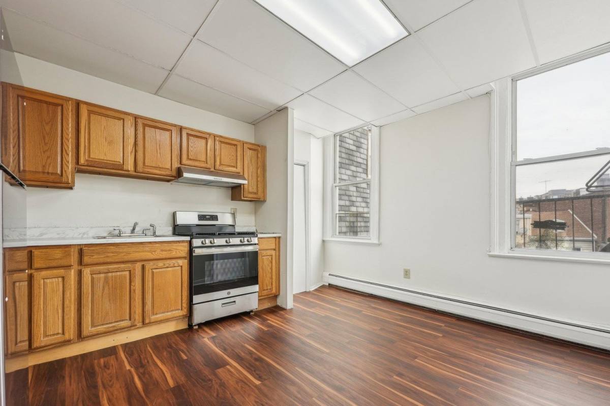 Apartment for rent at 570 Newark Ave #2-2, Bayonne, NJ 07002