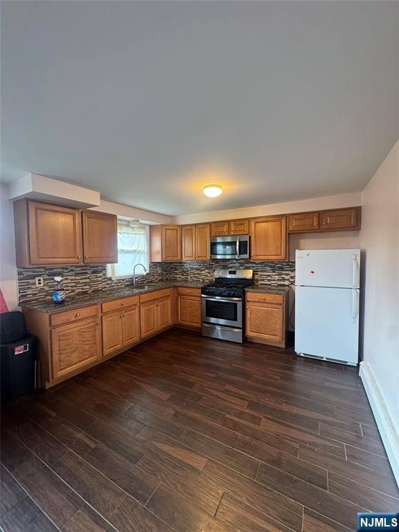 Apartment for rent at 5 Tuve Lane #2-2, Bergenfield, NJ 07621