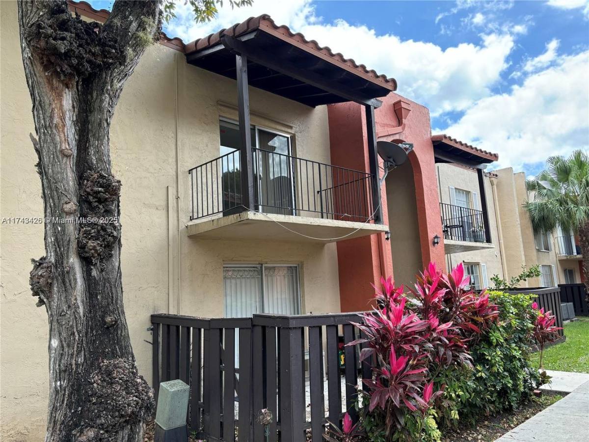 Condo for rent at 10744 N Kendall Dr #M18, Miami, FL 33176