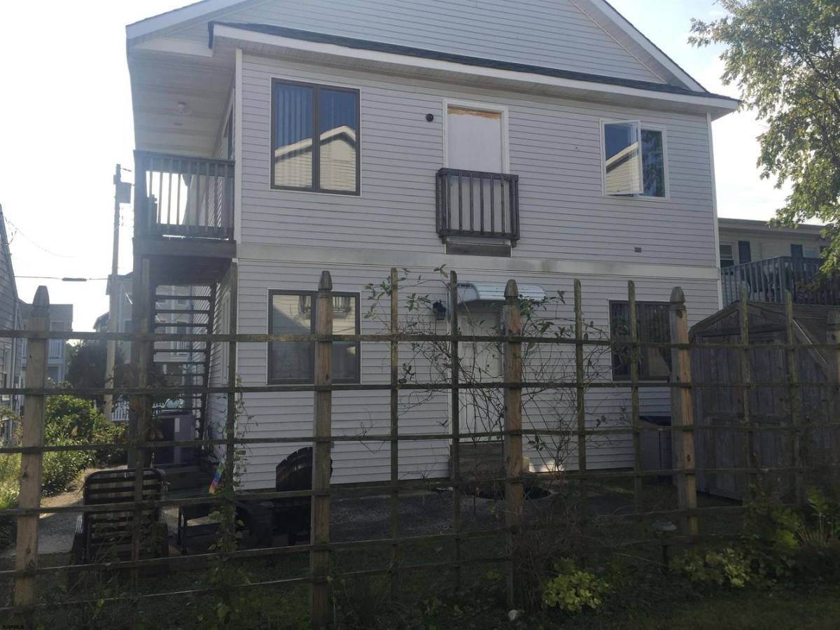 Apartment for rent at 344 36th St S #B-B, Atlantic City, NJ 08404