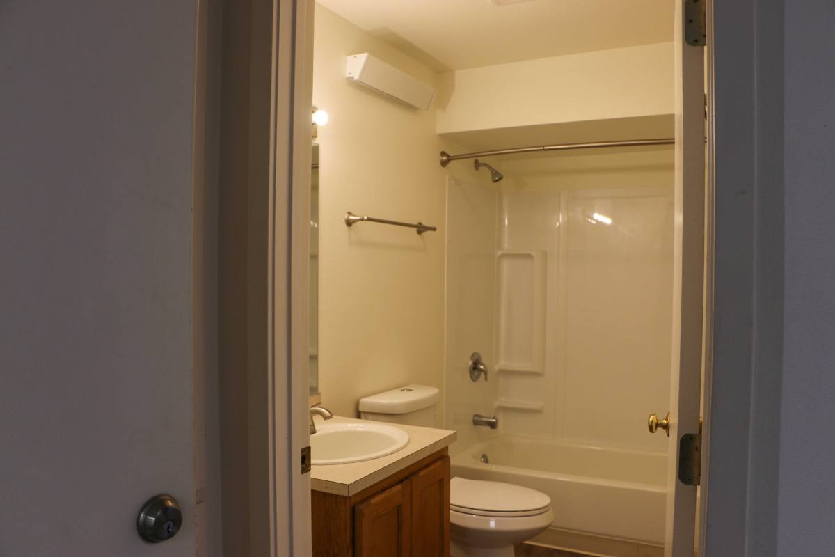 Apartment for rent at 17911 W Big Lake Blvd #8, Mount Vernon, WA 98274