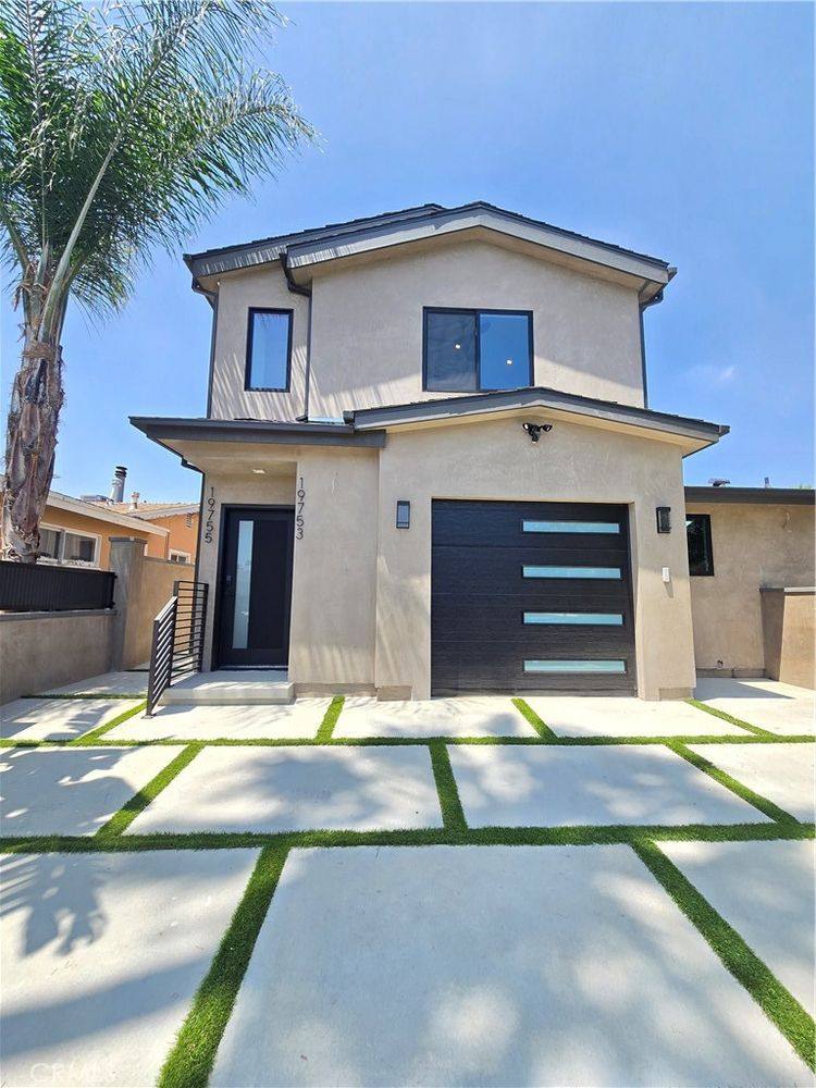 Apartment for rent at 19755 Kittridge St, Winnetka, CA 91306