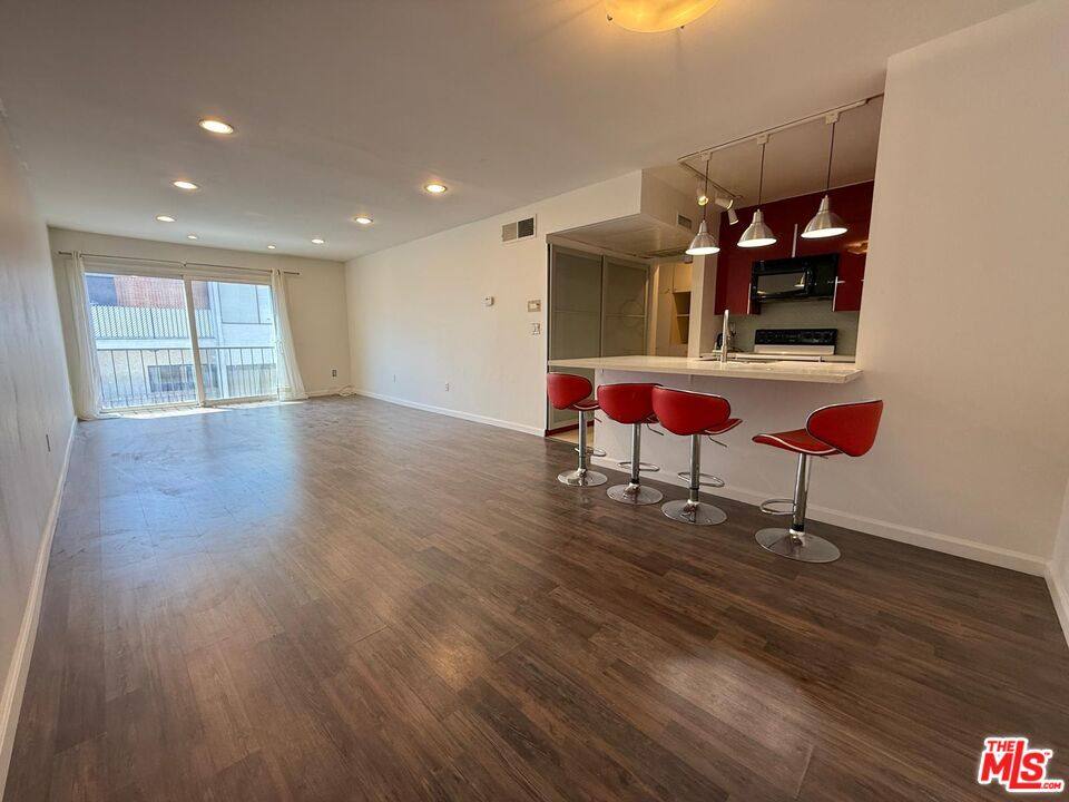 Apartment for rent at 5257 Radford Ave #309, Valley Village, CA 91607
