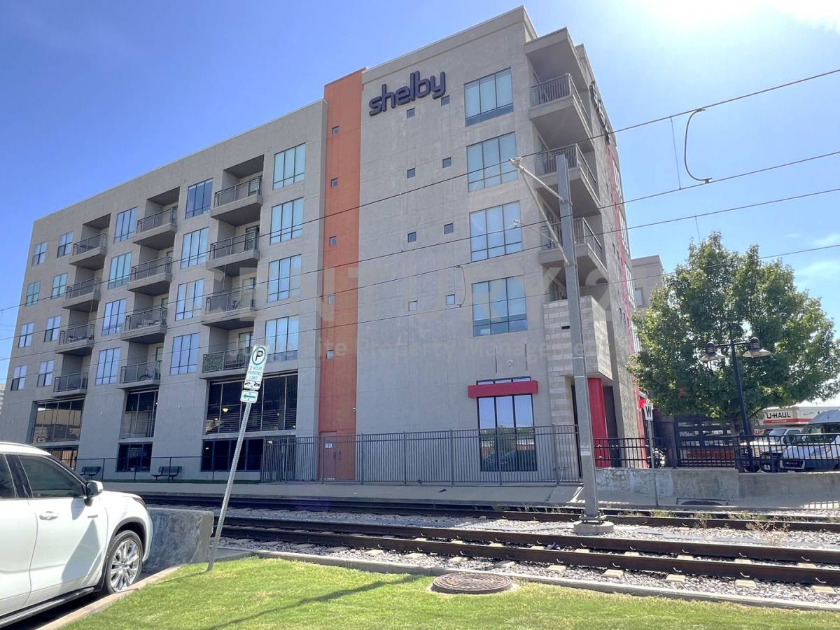 Condo for rent at 5609 Smu Blvd, Dallas, TX 75206