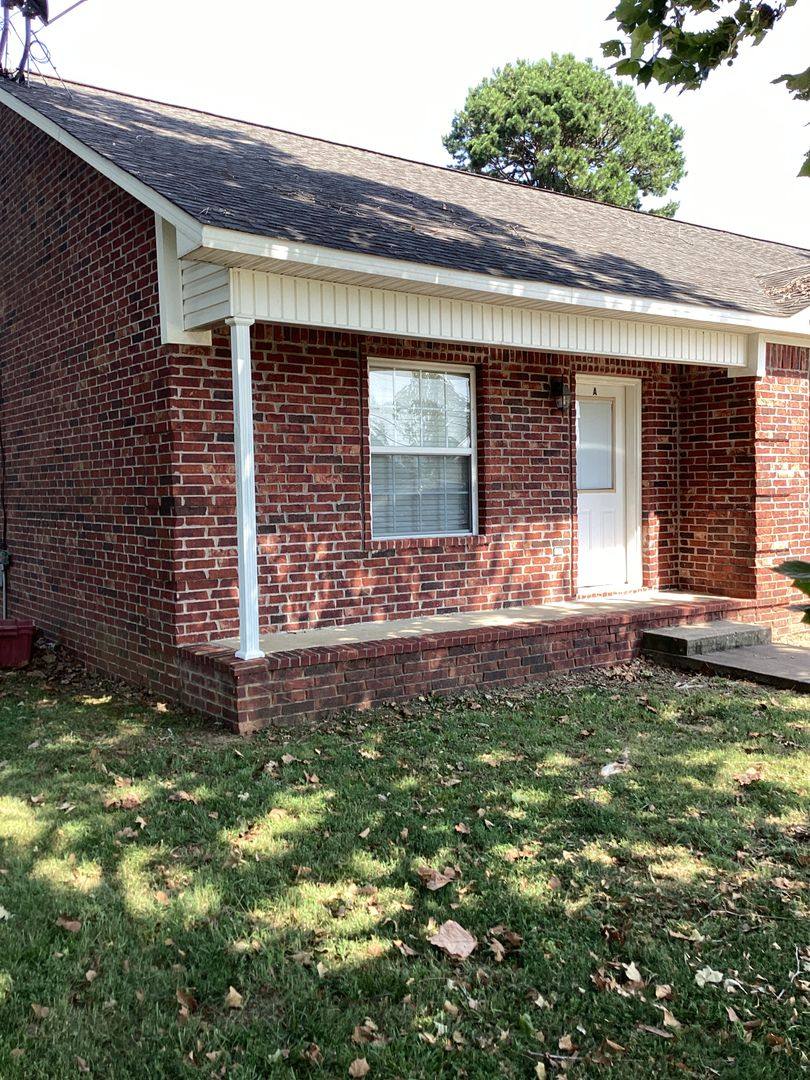 Apartment for rent at 1302 N Fir St, Beebe, AR 72012
