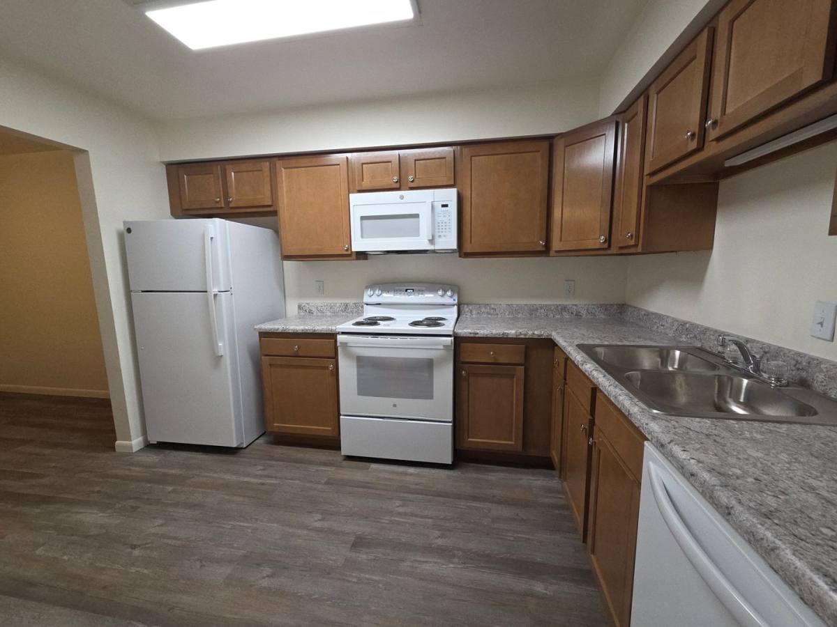 Apartment for rent at 800 - 816 W Melrose Ave, Findlay, OH 45840