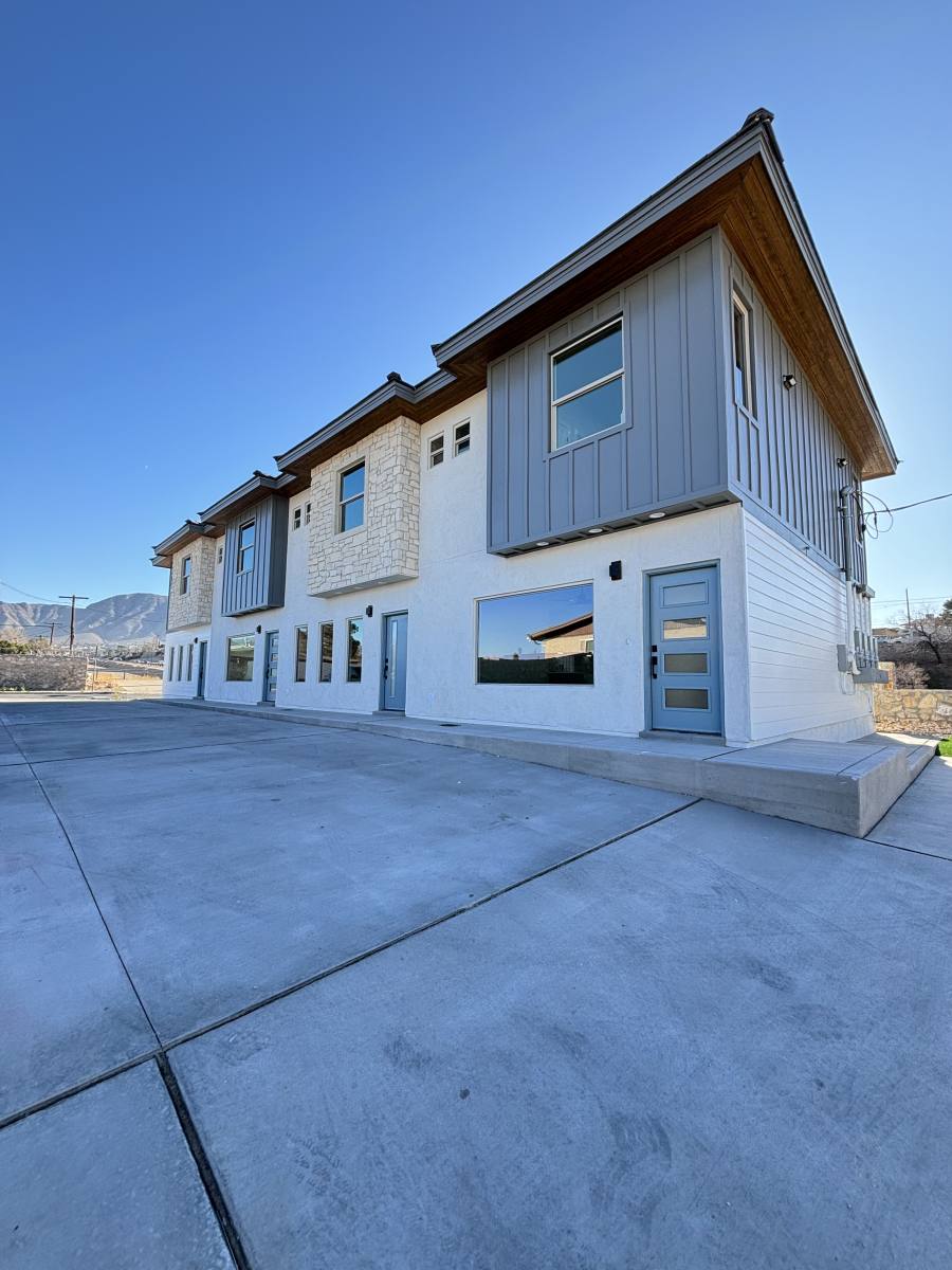 Townhouse for rent at 5940 Cadiz St, El Paso, TX 79912