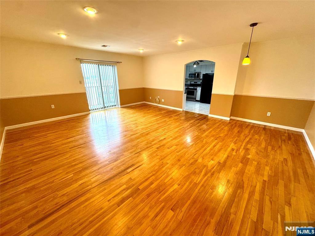 Condo for rent at 40-44 Rome St #11-11, Bayonne, NJ 07002
