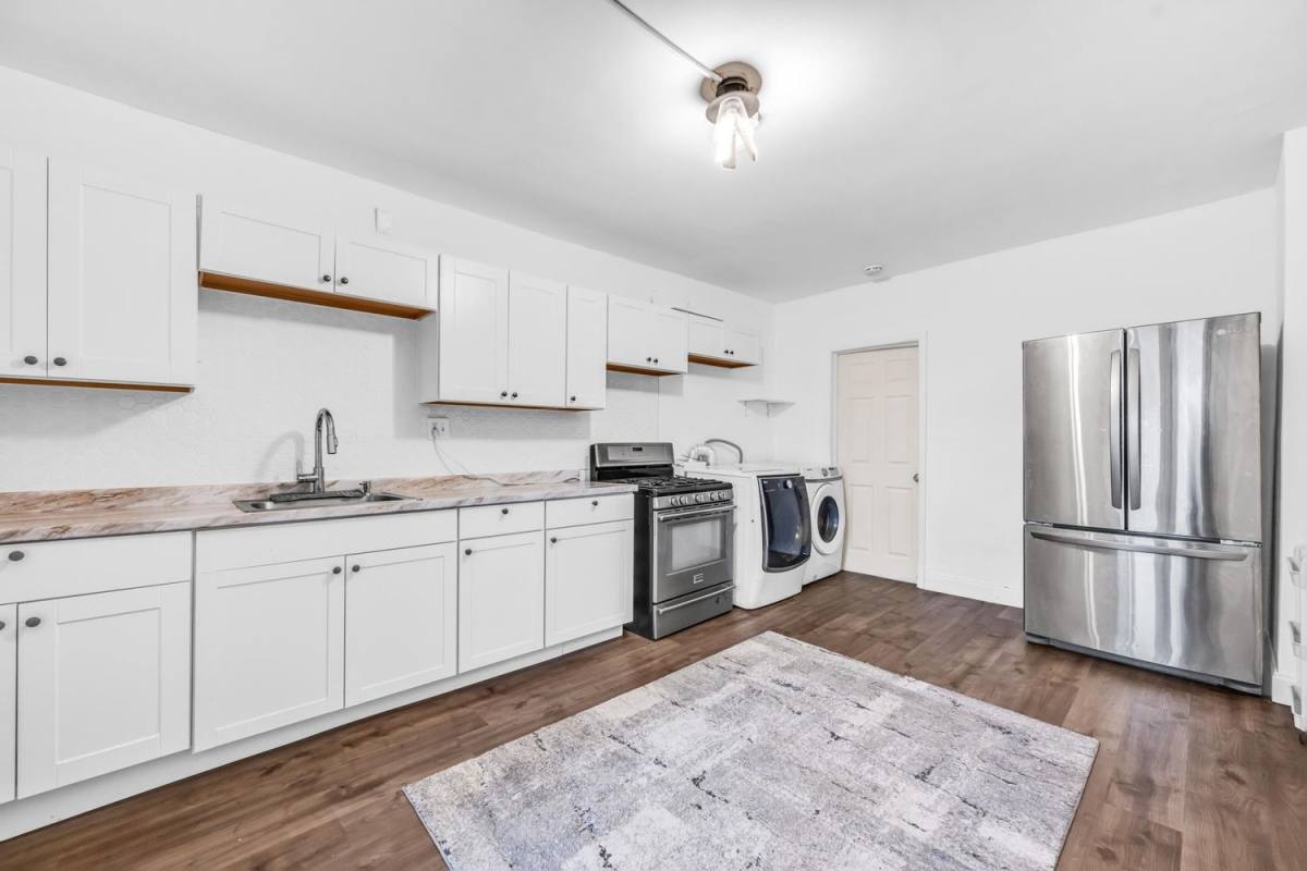 Apartment for rent at 41 Bloomfield Ave #41, Belleville, NJ 07109