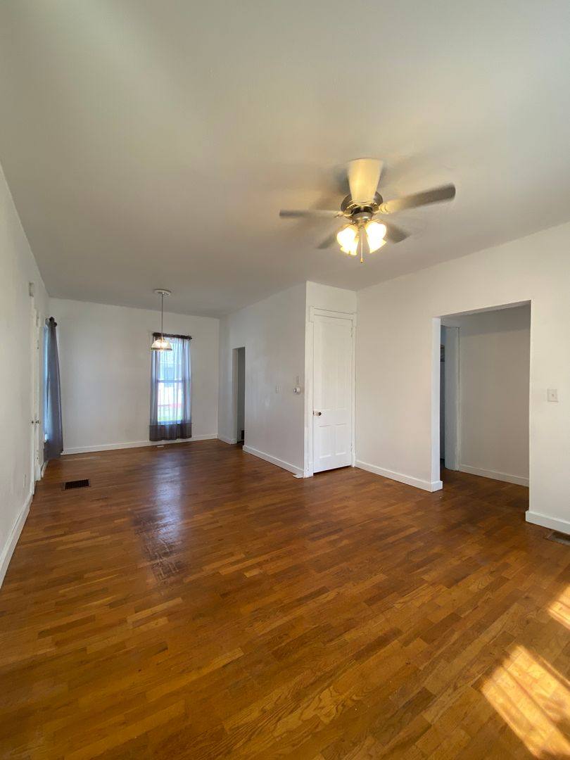 House for rent at 1401 W Ave, Goshen, IN 46526