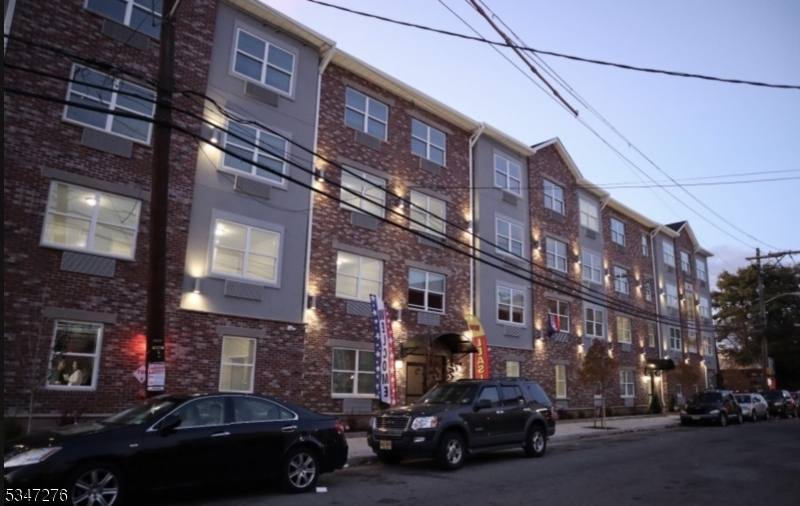 Apartment for rent at 437 Mulberry St #437, Bayonne, NJ 07002