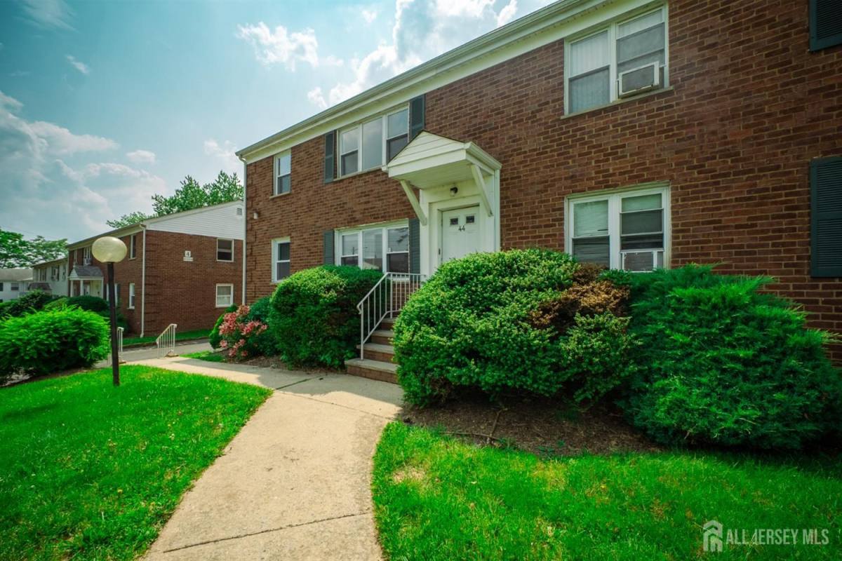 Condo for rent at 44 B Garfield Park #44, Avenel, NJ 07001