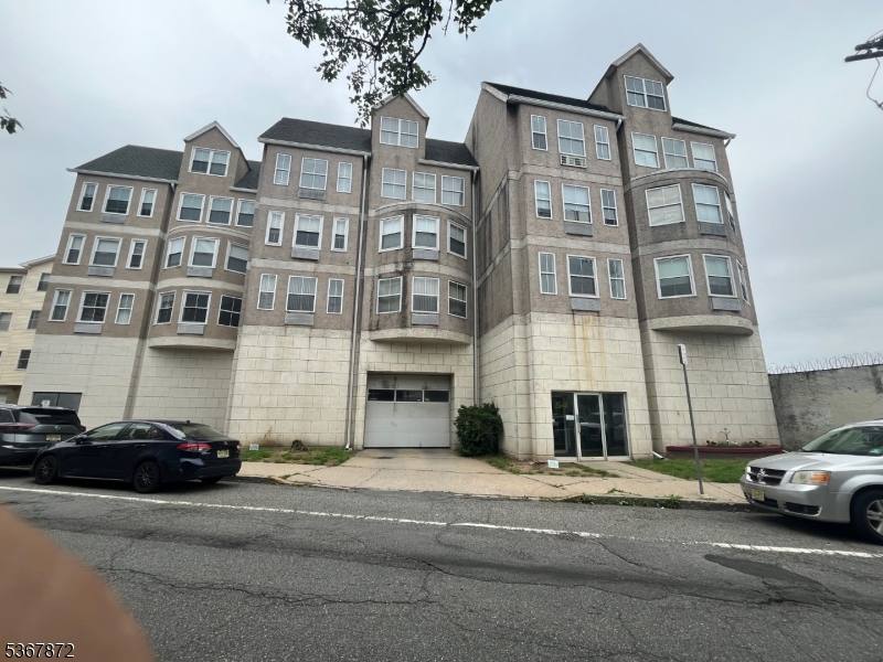 Apartment for rent at 54 Polk St #J1-J1, Bayonne, NJ 07002
