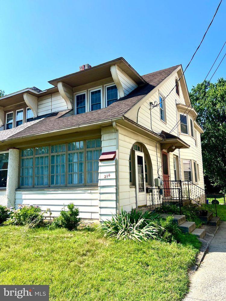 Apartment for rent at 214 Haddon Ave #214, Audubon, NJ 08106