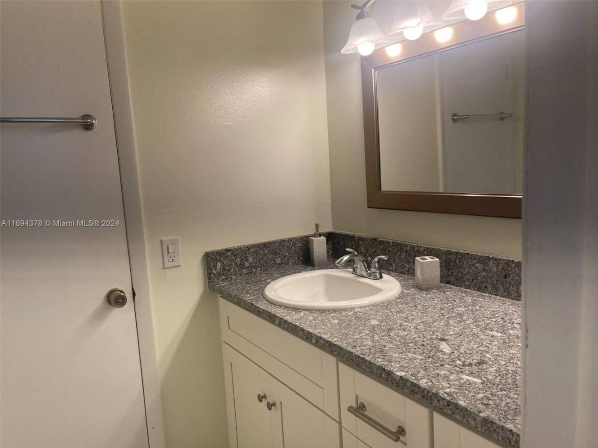 Apartment for rent at 10300 Coral Way #D14, Miami, FL 33165