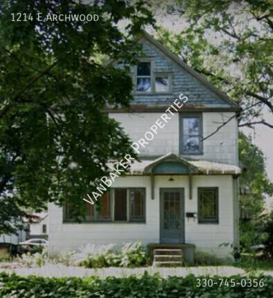 House for rent at 1214 E Archwood, Akron, OH 44306