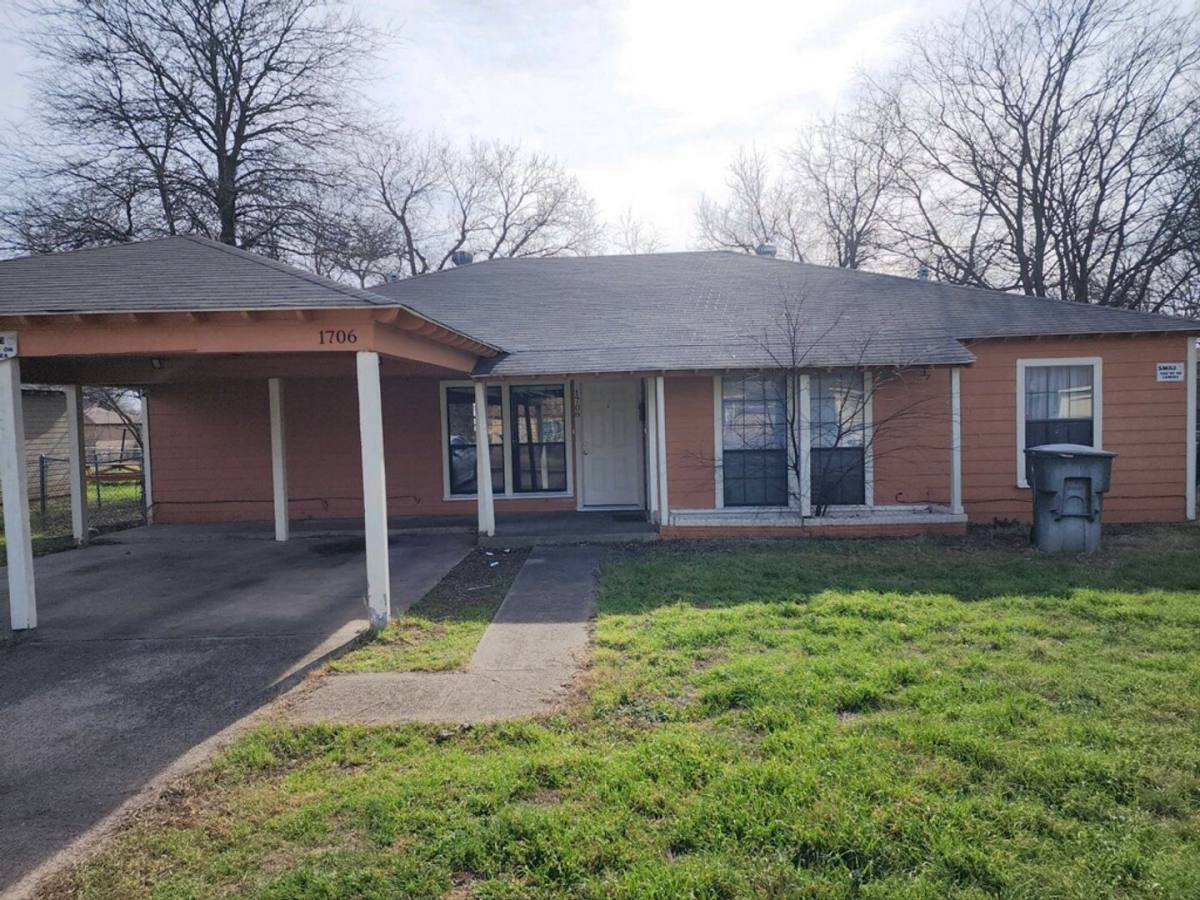 House for rent at 1708 Poage Ave, Killeen, TX 76541