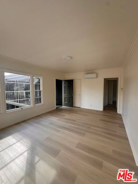 4950 Beverly Blvd #5, Los Angeles, CA 90004