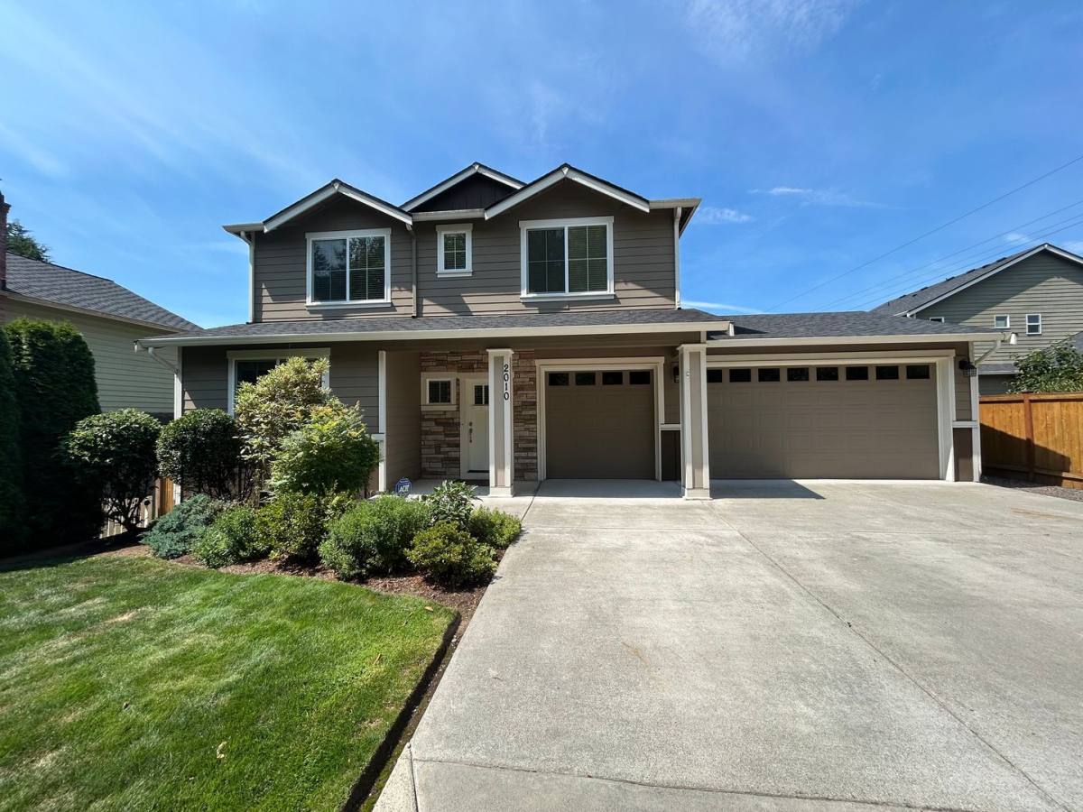 House for rent at 2010 Pine Ave, Snohomish, WA 98290