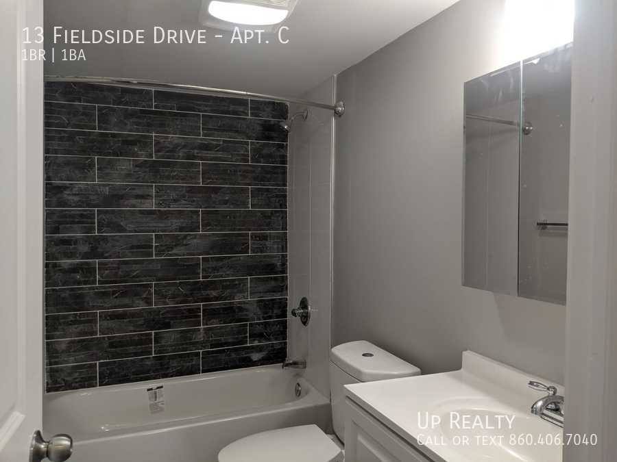 Apartment for rent at 13 Fieldside Dr #C, Groton, CT 06340