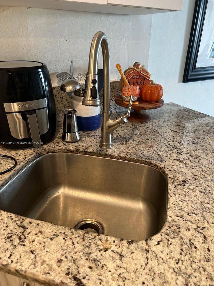 Apartment for rent at 4550 NW 9th St #621E, Miami, FL 33126