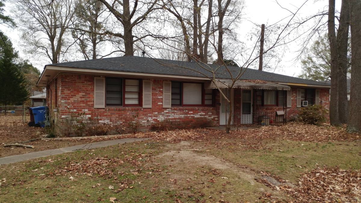 Apartment for rent at 2110 Rokeby Ave, Chesapeake, VA 23320