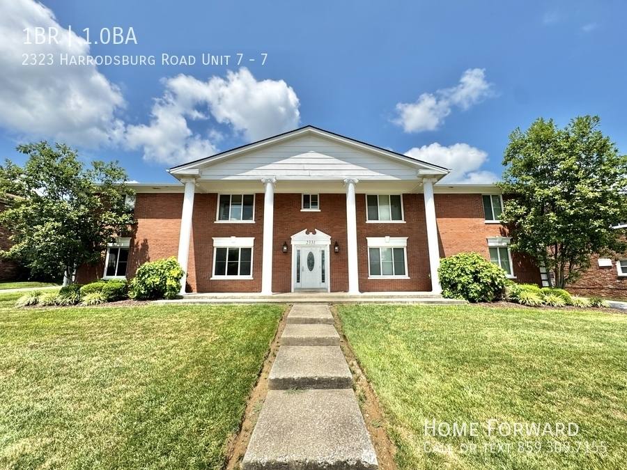 Apartment for rent at 2323 Harrodsburg Rd #7, Lexington, KY 40504