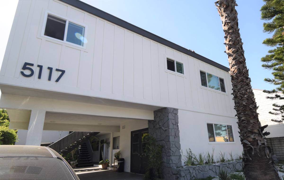Apartment for rent at 5117 Laurel Canyon Blvd, Valley Village, CA 91607