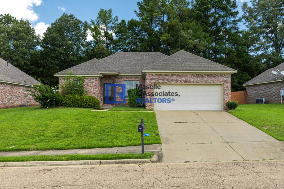 House for rent at 447 Silver Hill, Pearl, MS 39208