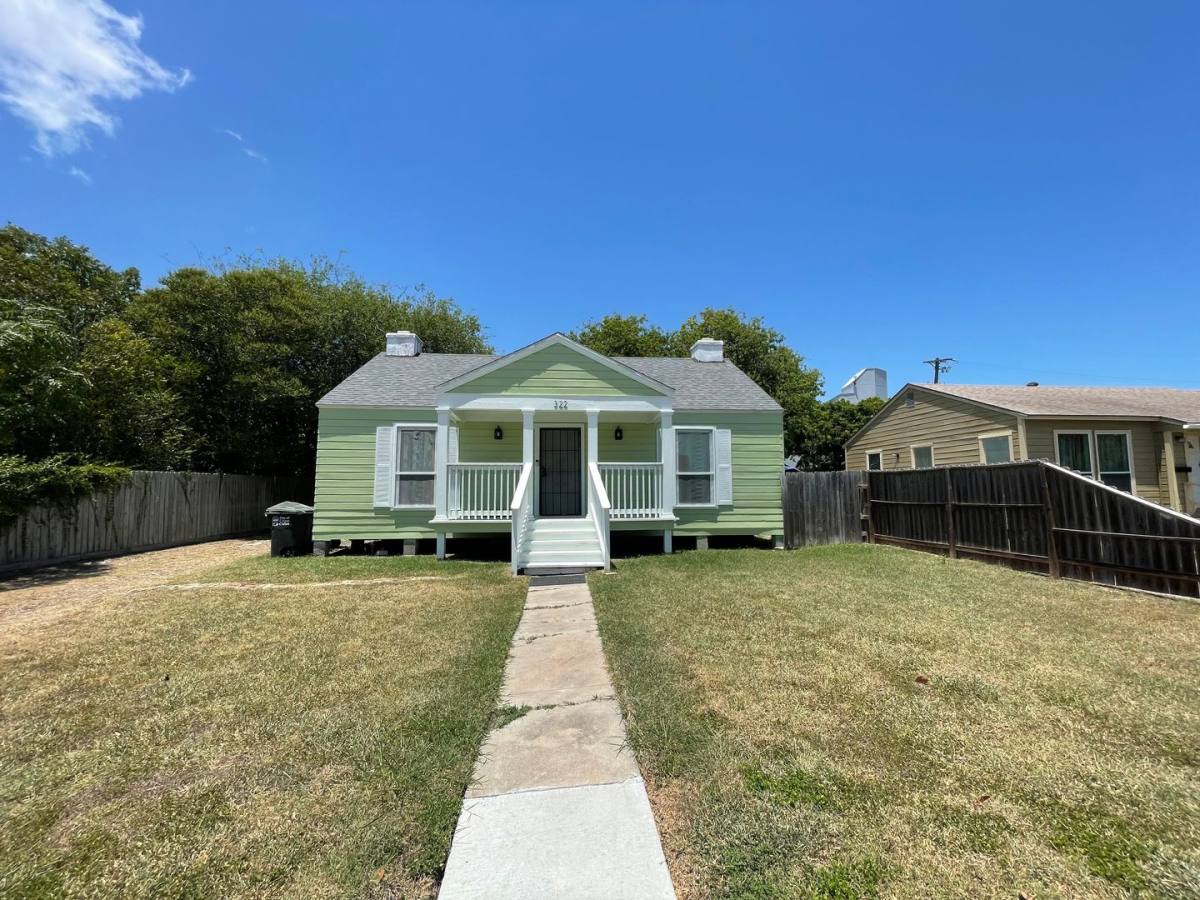 House for rent at 322 Beverly Dr, Corpus Christi, TX 78411