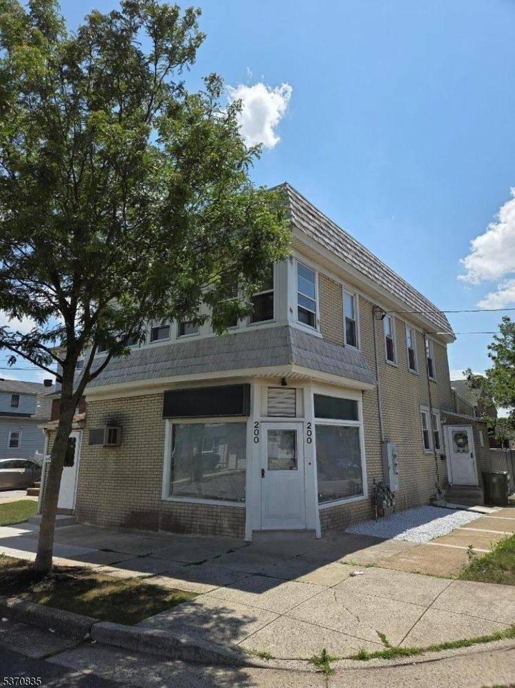 Apartment for rent at 200 Jefferson Ave #1-1, Avenel, NJ 07001