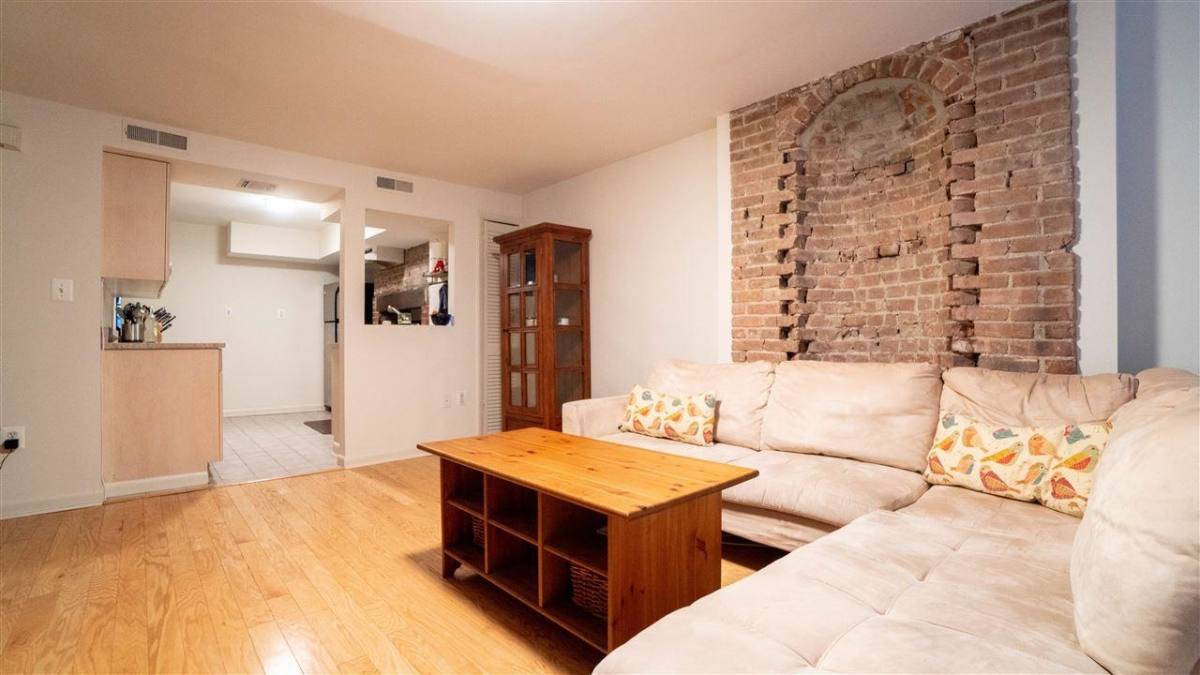 Apartment for rent at 517 Manila Ave #1-1, Bayonne, NJ 07002