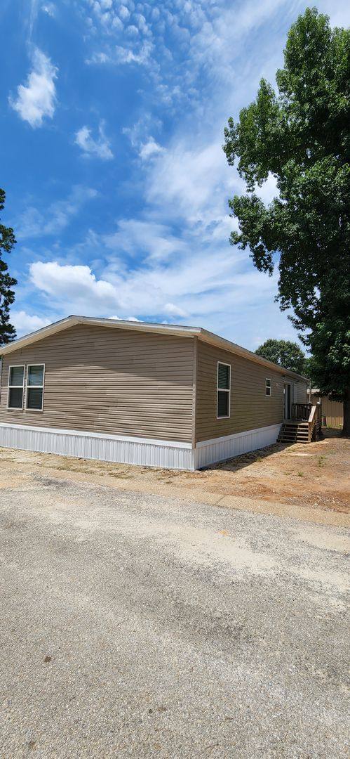 Apartment for rent at 1000 W Seale, Nacogdoches, TX 75964