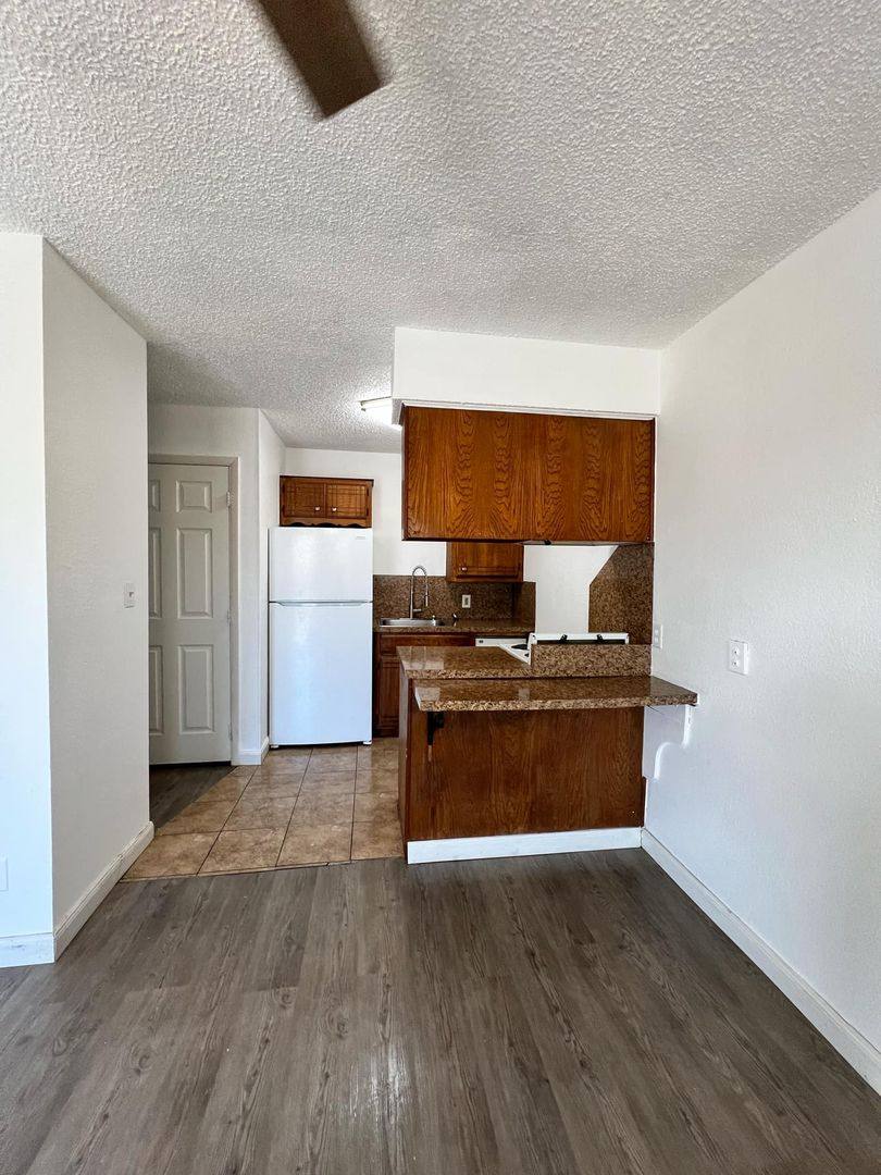 Apartment for rent at 306 N Davis Ave, Claremore, OK 74017