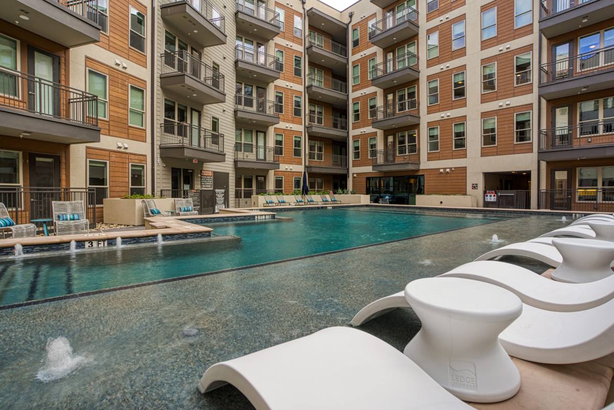 Apartment for rent at 10802 N Mopac Expressway Bldg 4 #A6-27, Austin, TX 78759
