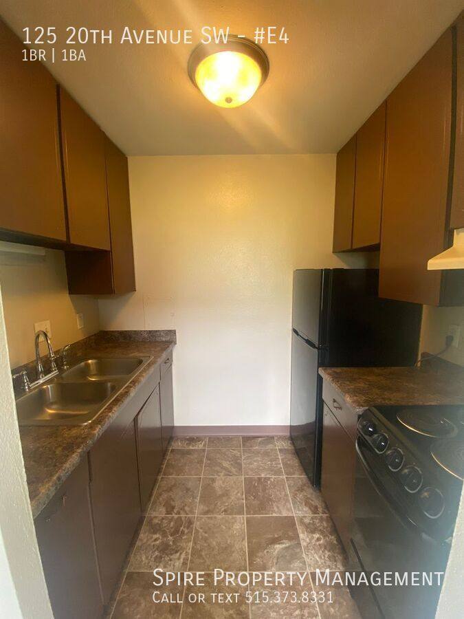 Apartment for rent at 125 20th Ave SW #E4, Cedar Rapids, IA 52404