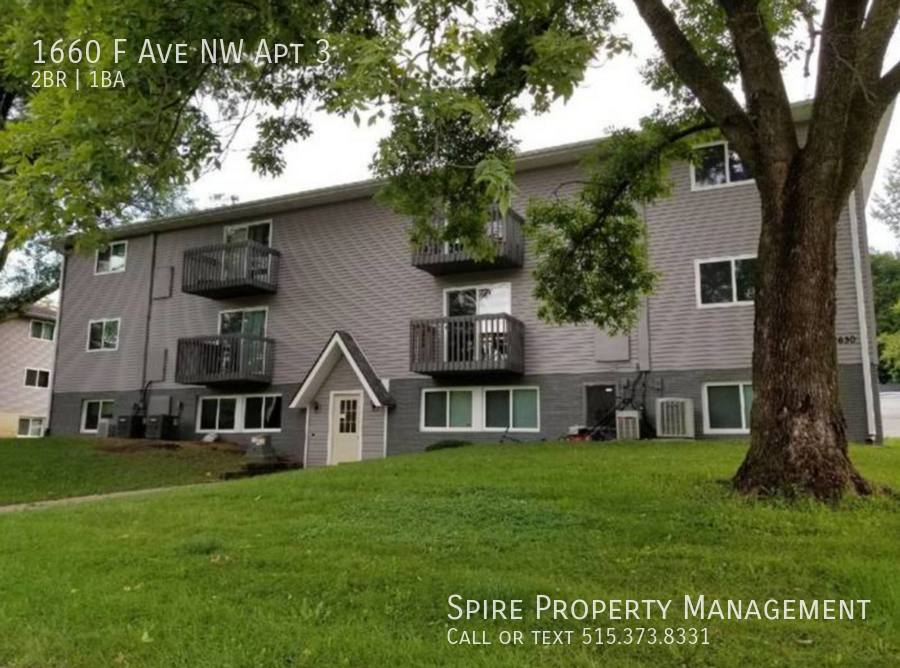 Apartment for rent at 1660 F Ave NW #3, Cedar Rapids, IA 52405
