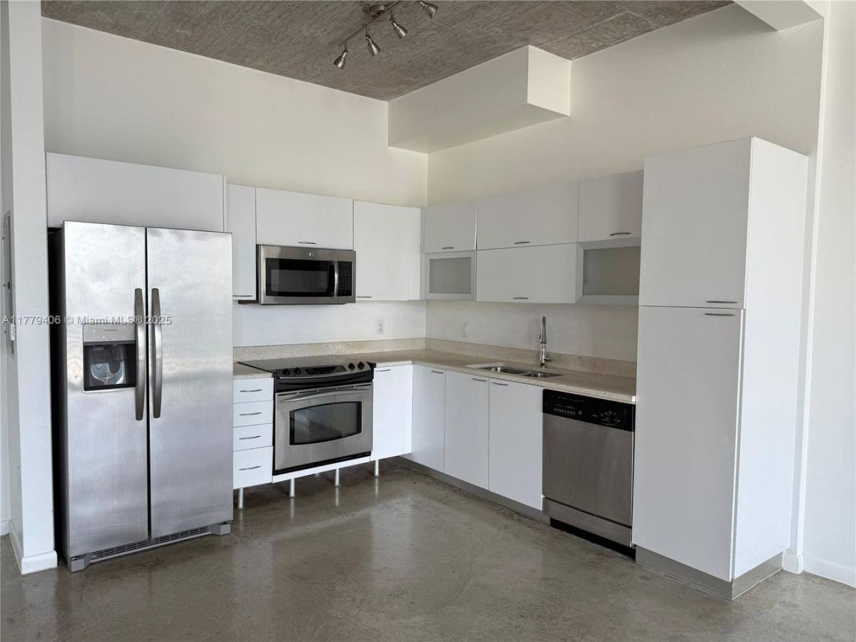 Condo for rent at 234 NE 3rd St #1205, Miami, FL 33132